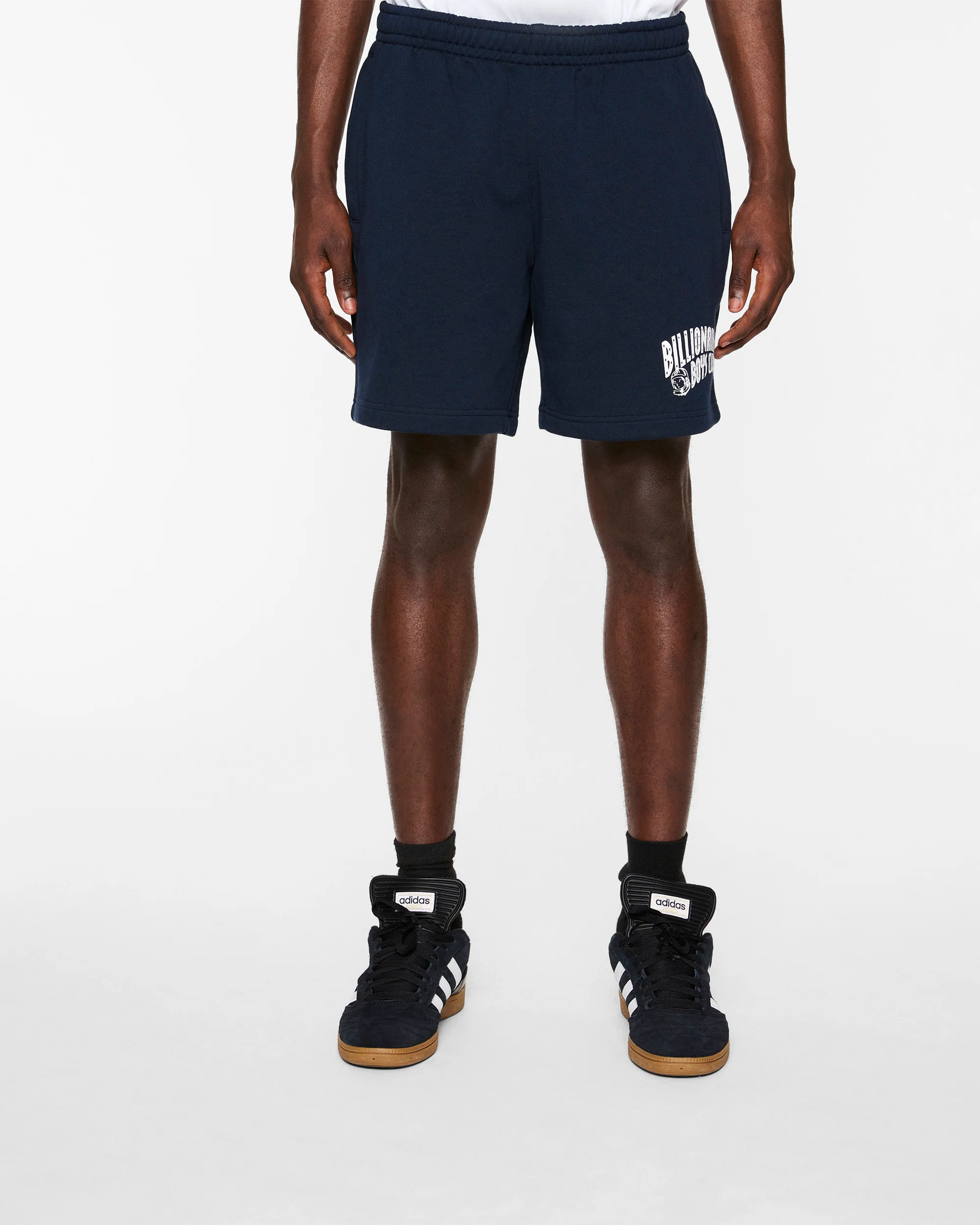 Classic Curve Logo Sweatshort - Macdery